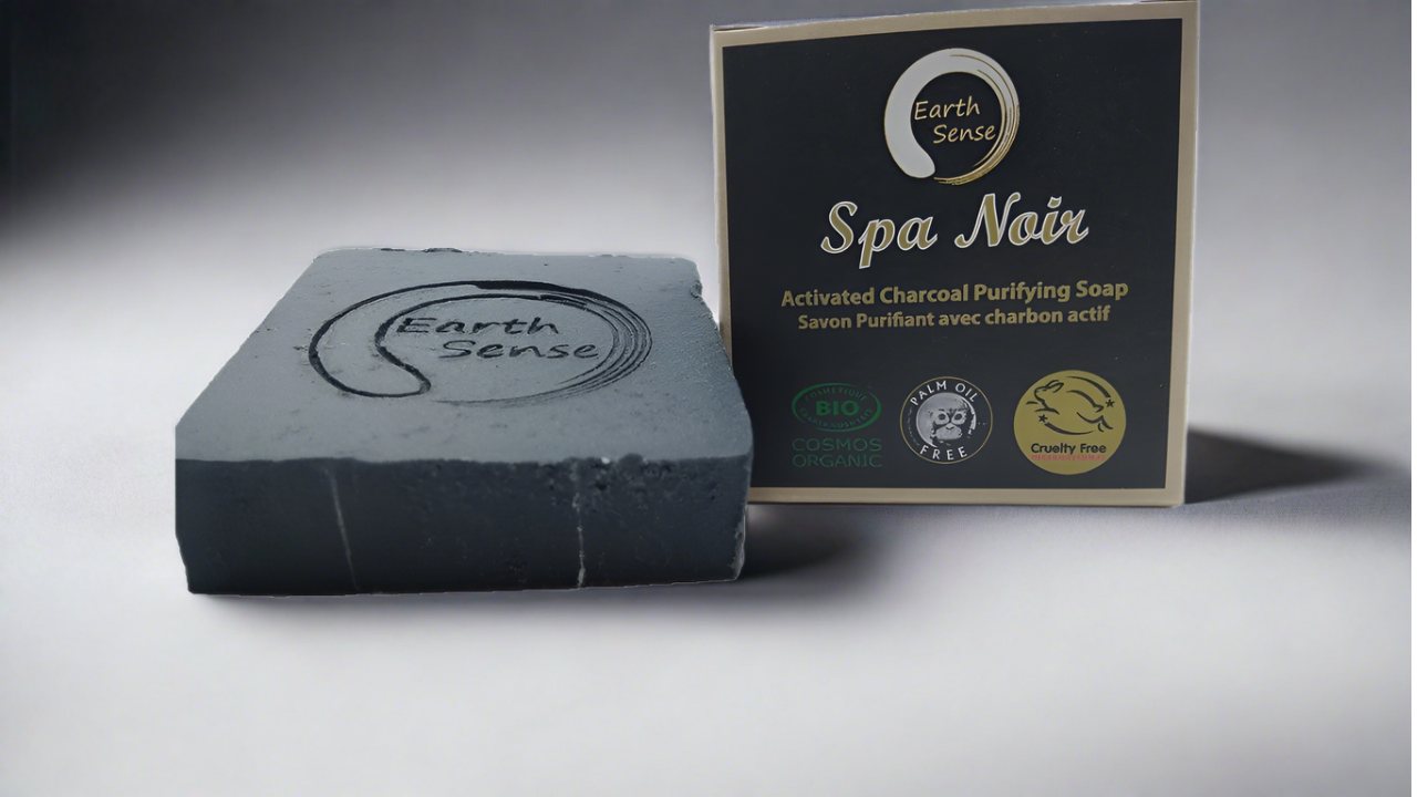Savon Spa Noir Bio Certifié – Savon Solide au charbon actif – 90 g
75 disponibles