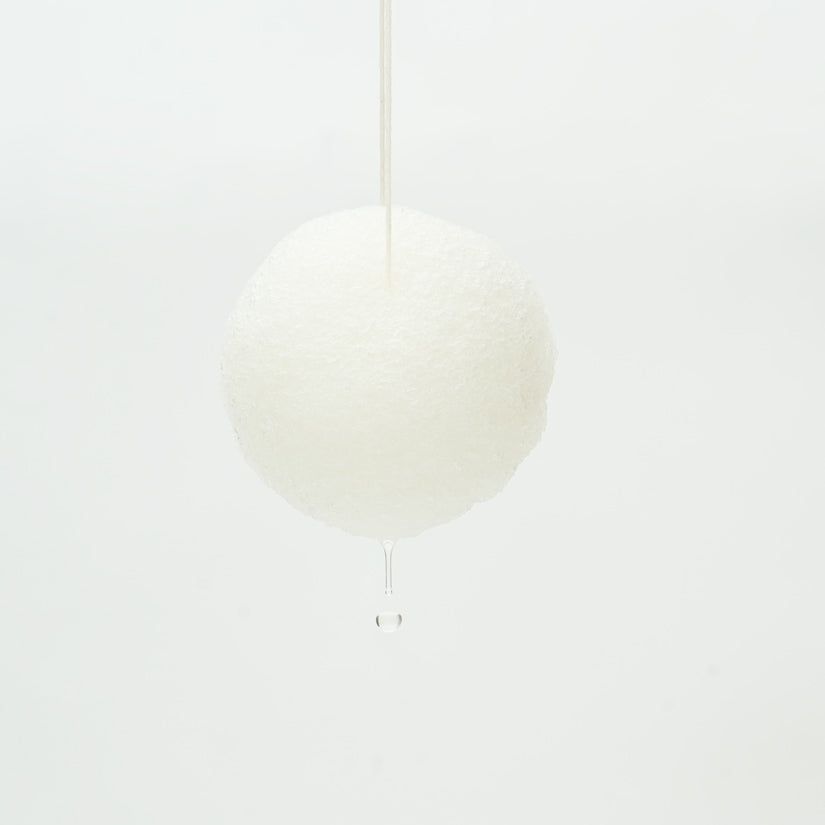 Eponge nettoyante réutilisable au Konjac BIO pour bébé
